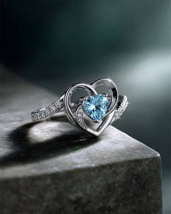 Silver Olesya Heart Finger Ring