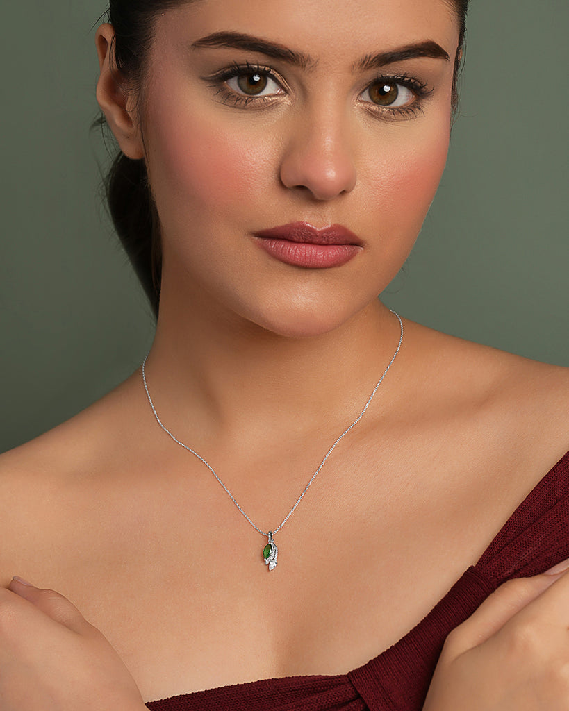 Silver Cosima Green Pendant with Chain