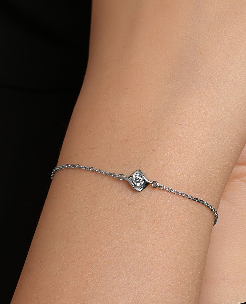 Silver Livia Solitaire Adjustable Chain Bracelet