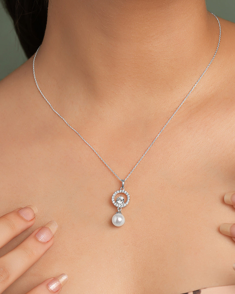Silver Dante Pearl Pendant with Chain