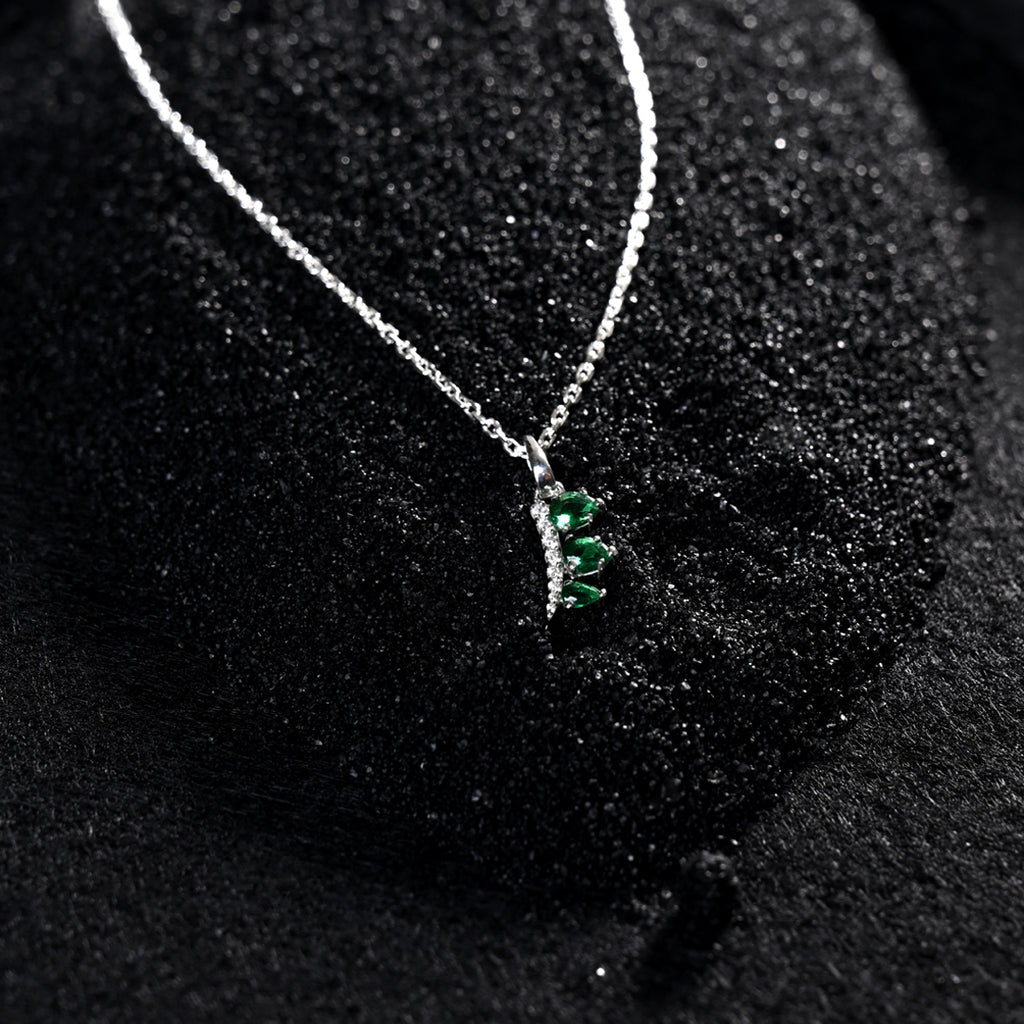 CLARA 925 Sterling Silver Reina Pendant Chain Necklace 