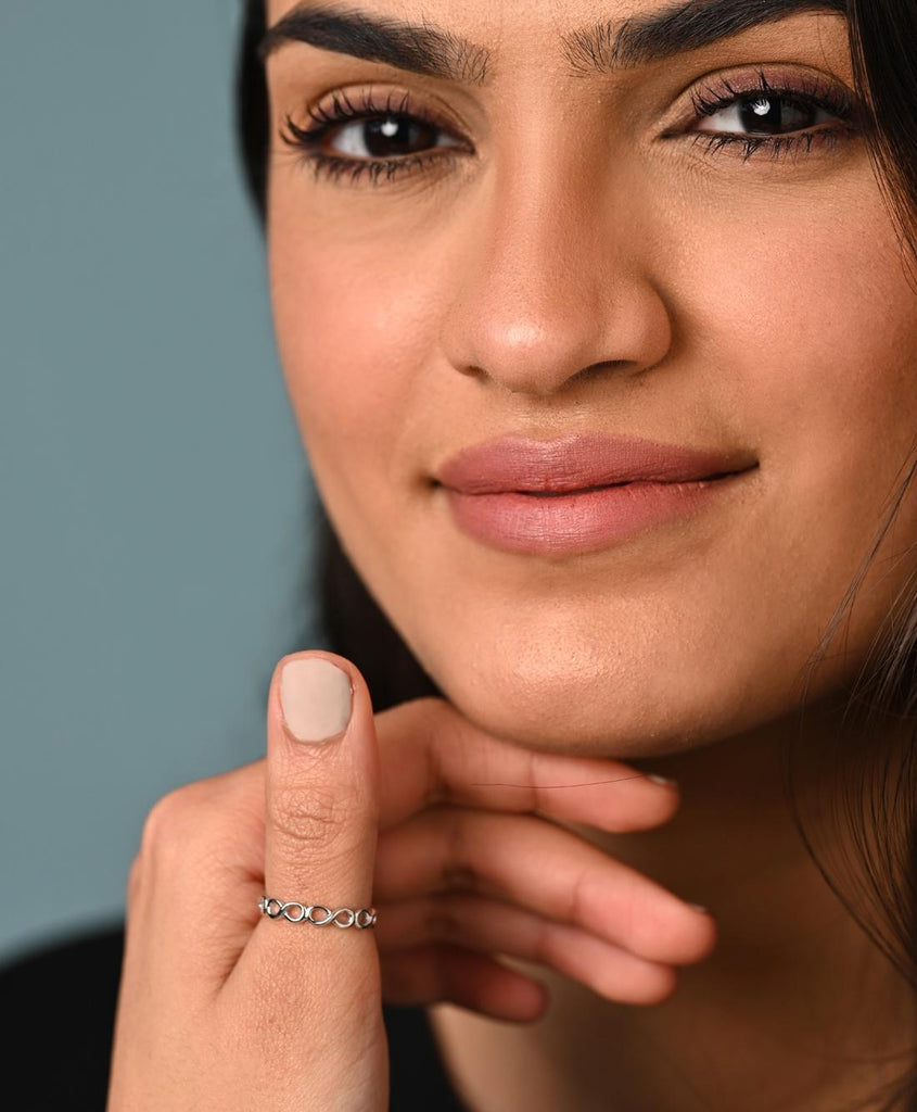 CLARA Pure 925 Sterling Silver Infinity Finger Ring 