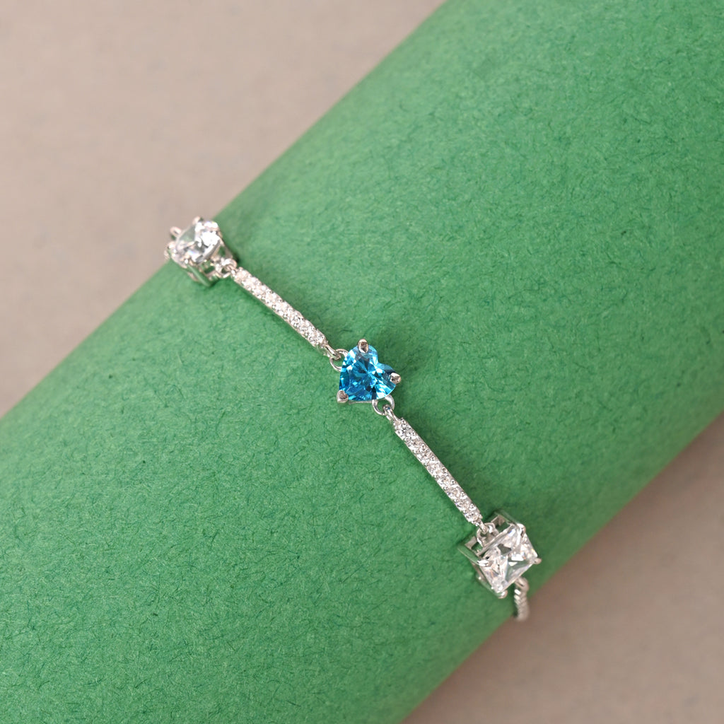 CLARA 925 Pure Silver Blue Heart Hand Bracelet
