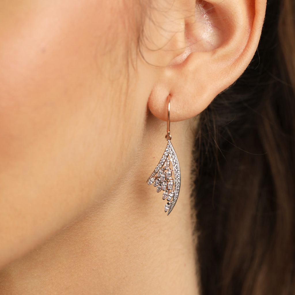 CLARA 925 Sterling Silver Lily Dangler Earrings 