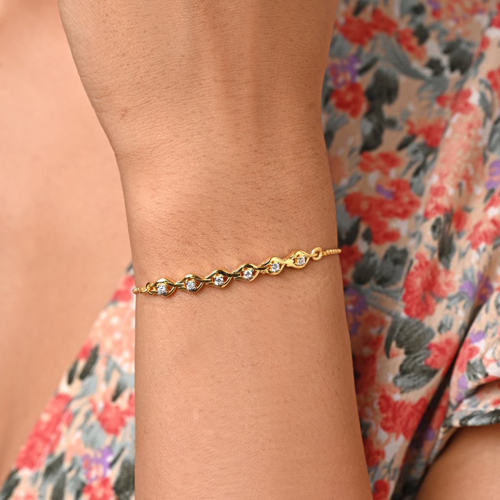 CLARA 925 Pure Silver Interlock Hand Bracelet