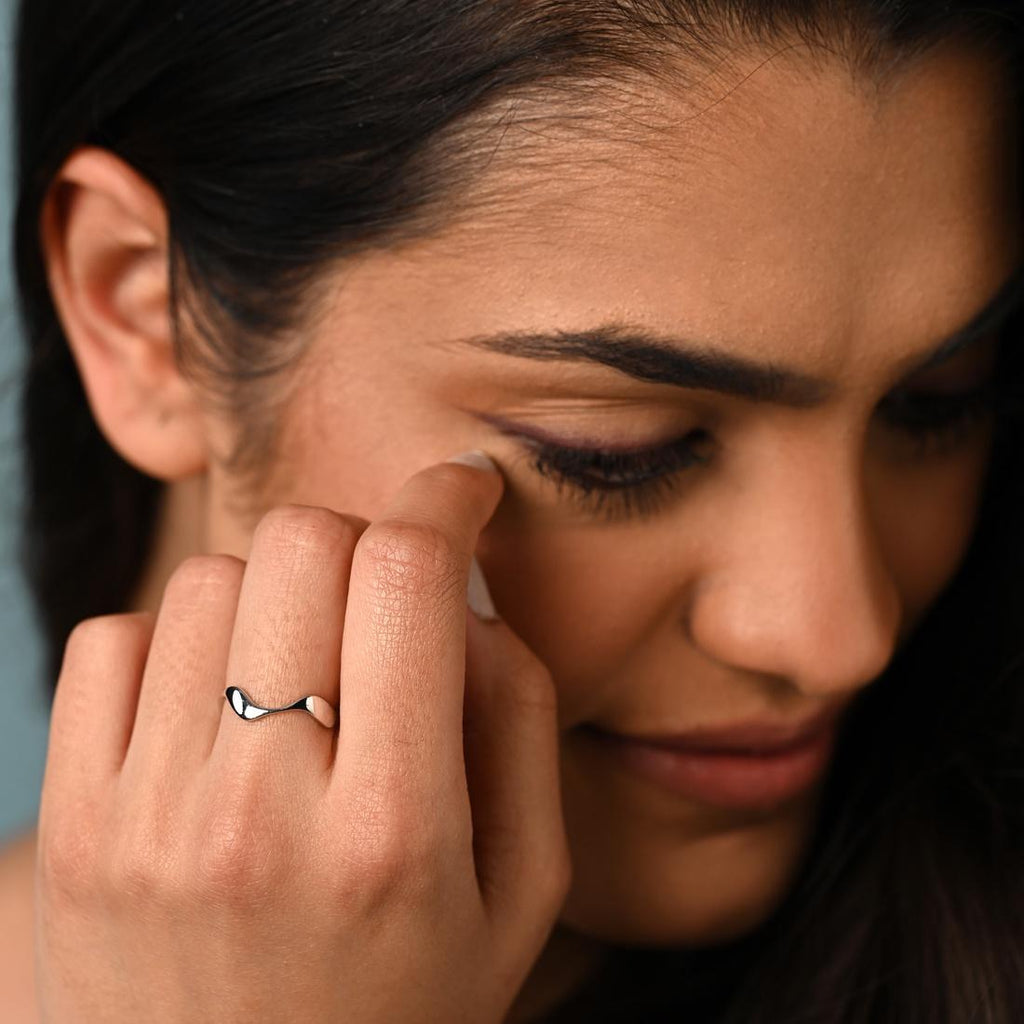 CLARA Pure 925 Sterling Silver Wave Finger Ring 