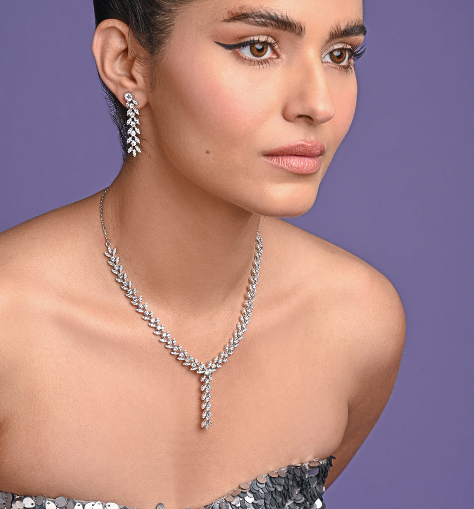 Clara 925 Sterling Silver Aiza Necklace