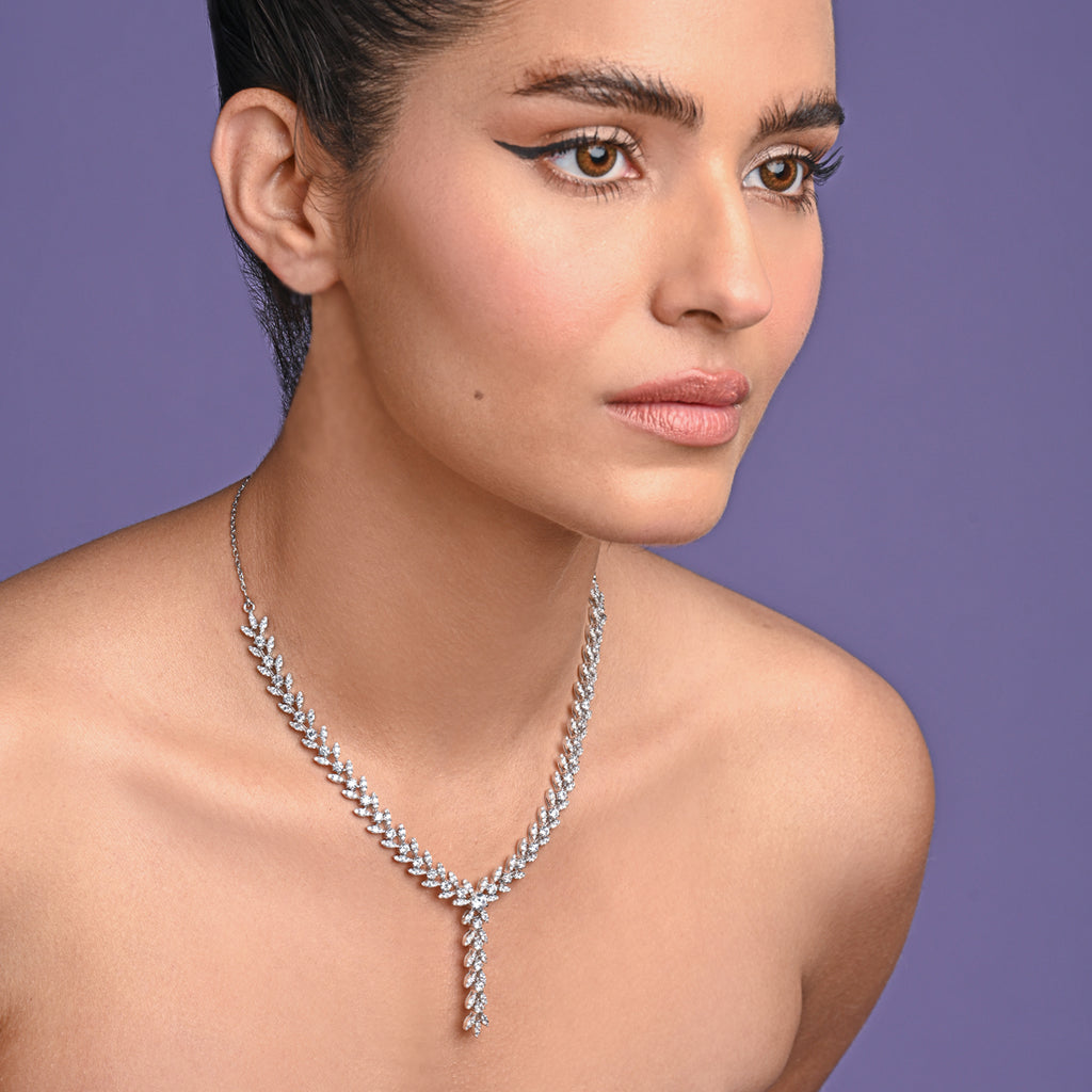 Clara 925 Sterling Silver Aiza Necklace