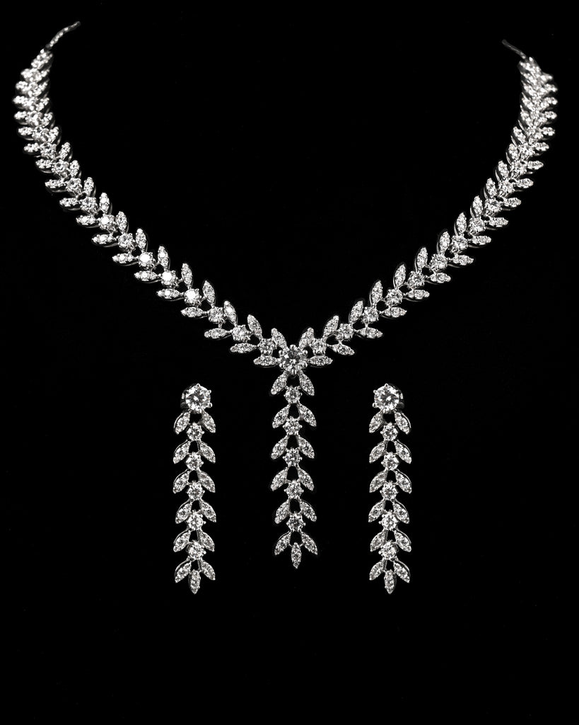 Clara 925 Sterling Silver Aiza Necklace